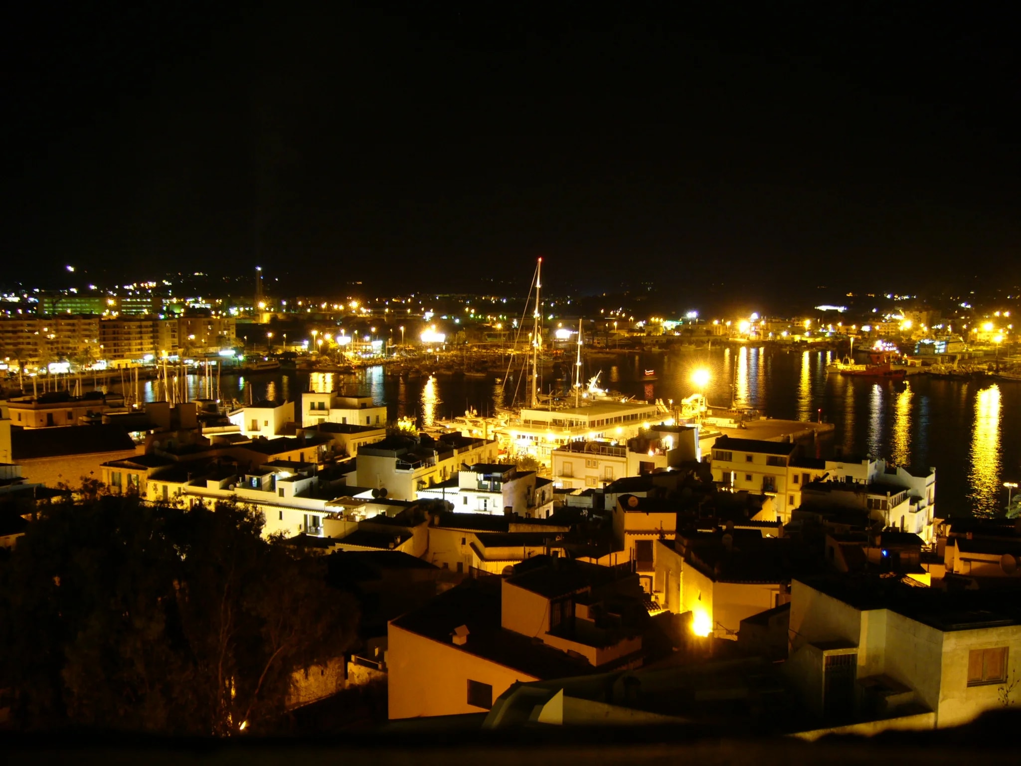 Figari, vue de la ville