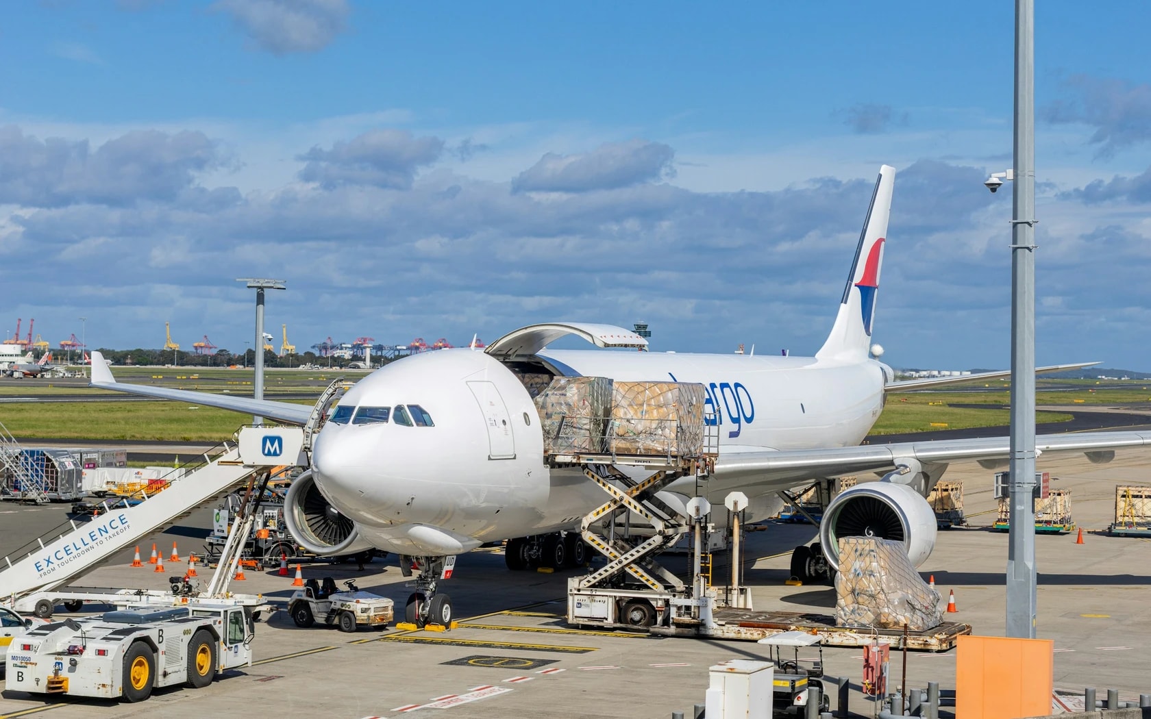 Air freight and cargo
